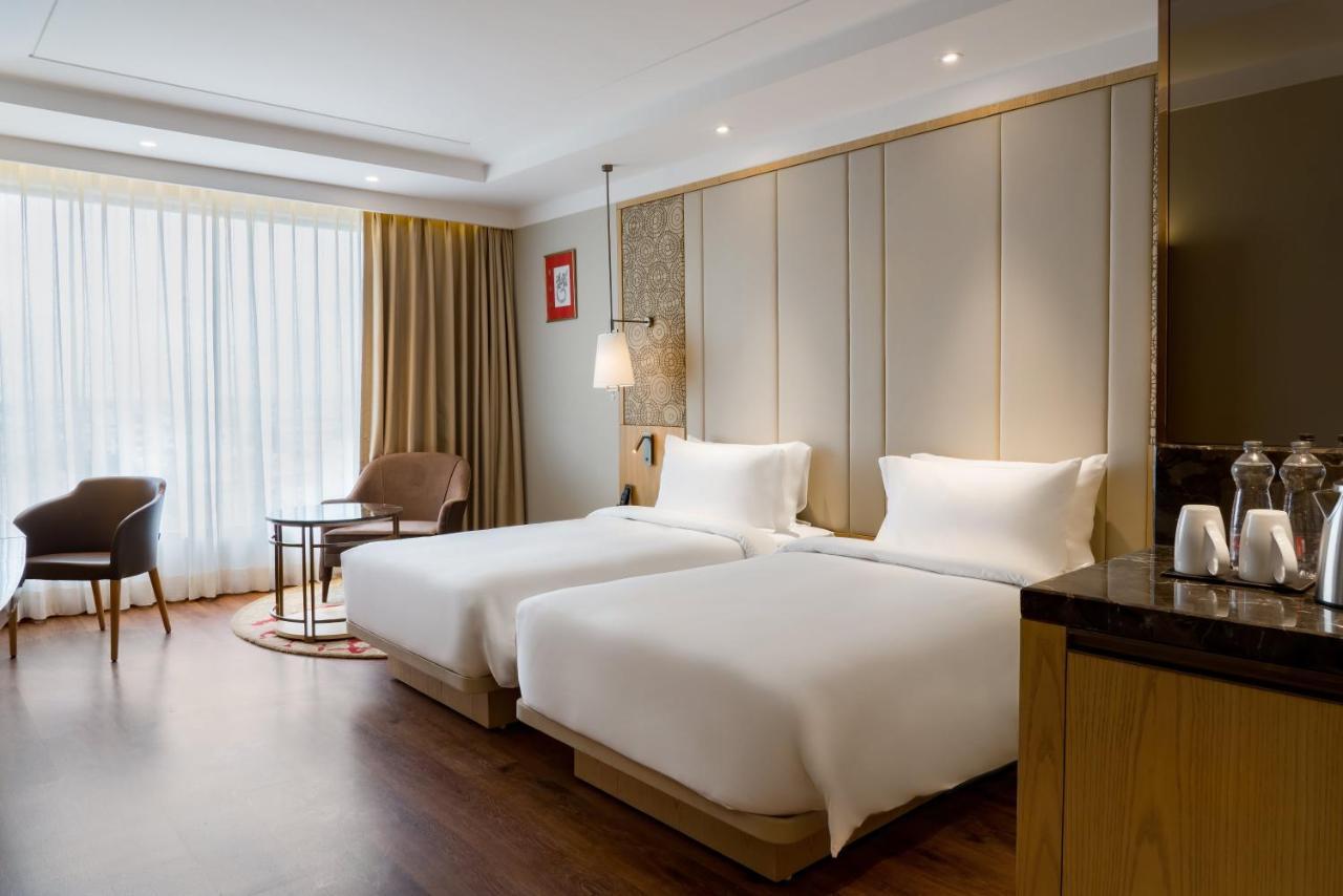Hotel Radisson Bhopal Zewnętrze zdjęcie