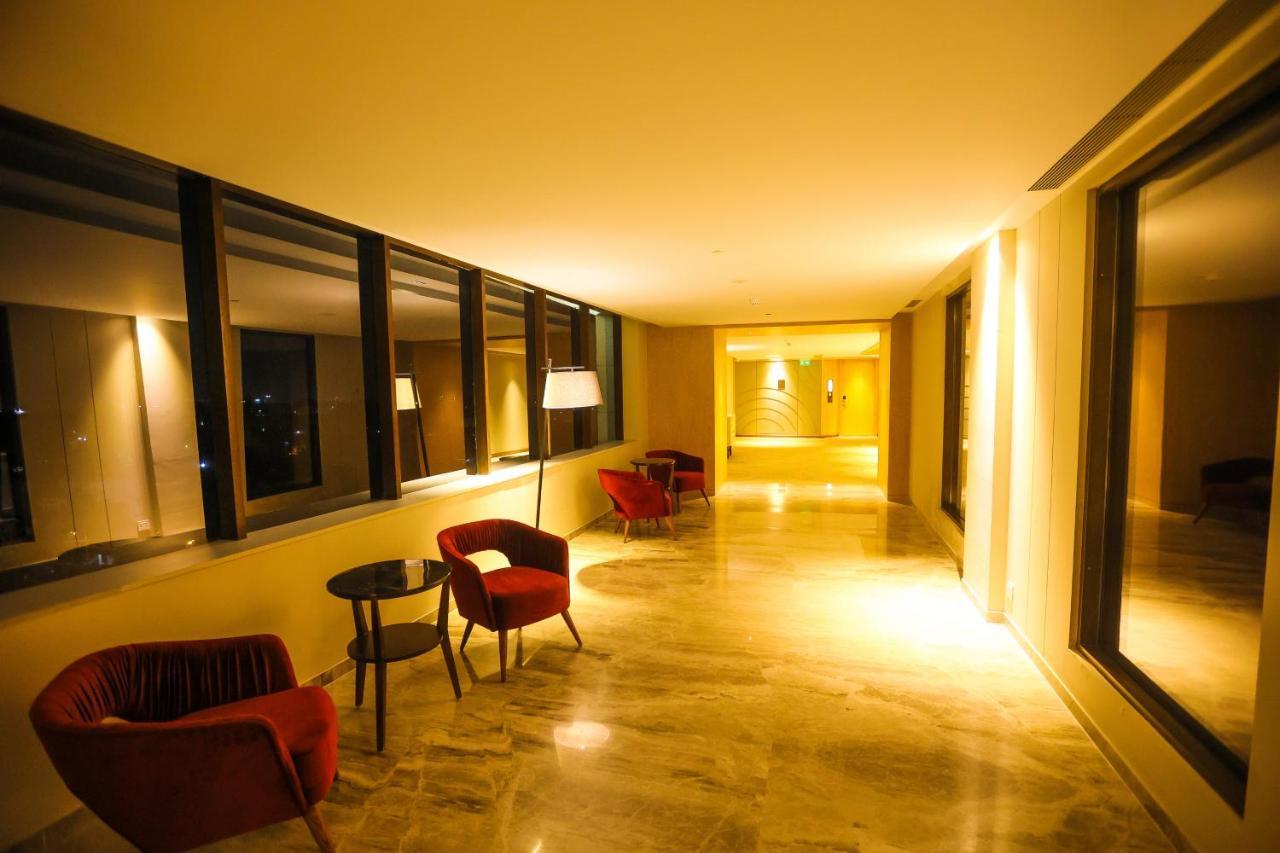 Hotel Radisson Bhopal Zewnętrze zdjęcie