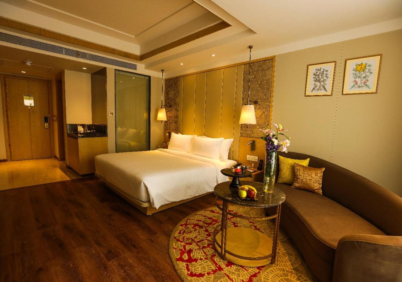 Hotel Radisson Bhopal Zewnętrze zdjęcie