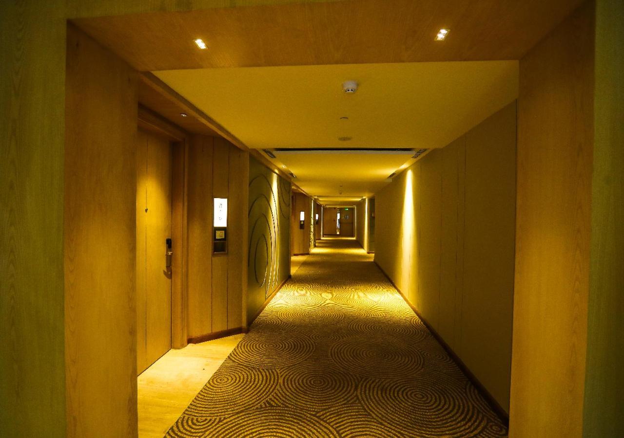Hotel Radisson Bhopal Zewnętrze zdjęcie