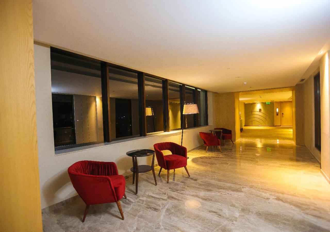 Hotel Radisson Bhopal Zewnętrze zdjęcie