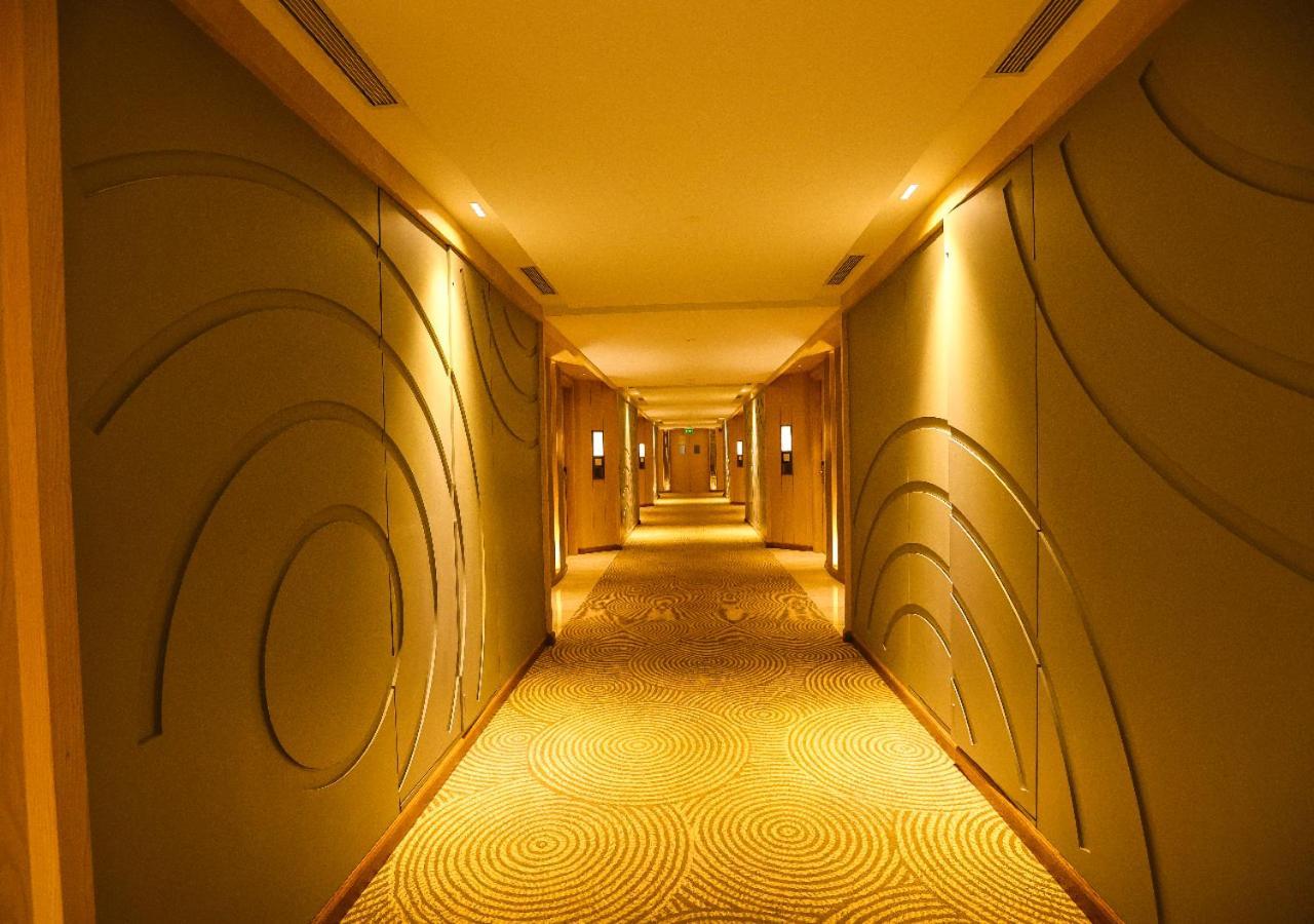Hotel Radisson Bhopal Zewnętrze zdjęcie