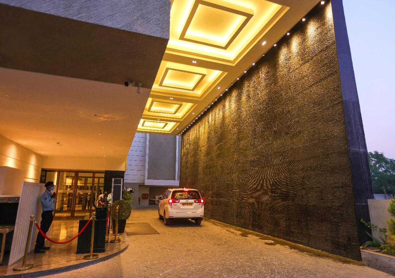 Hotel Radisson Bhopal Zewnętrze zdjęcie