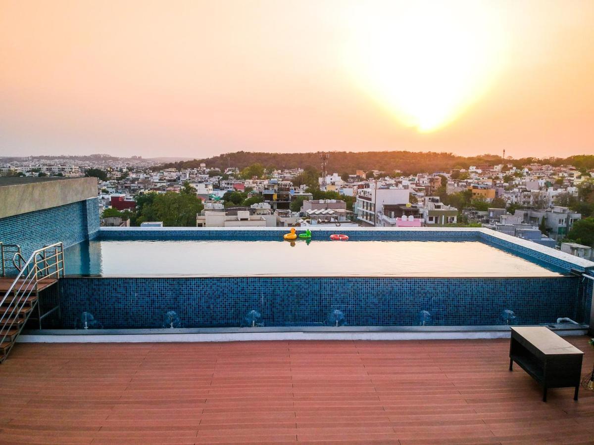 Hotel Radisson Bhopal Zewnętrze zdjęcie